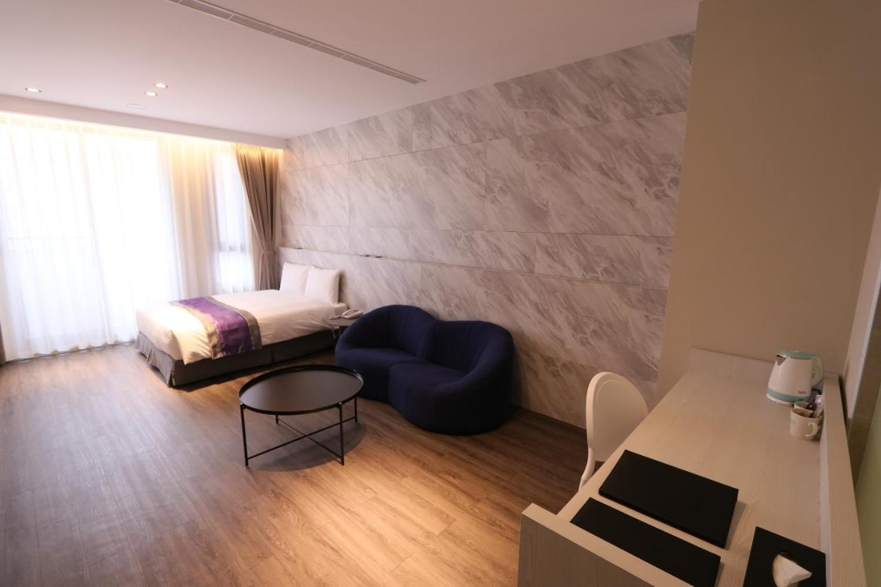Hotel Hesper Hsr Taichung Quarto foto