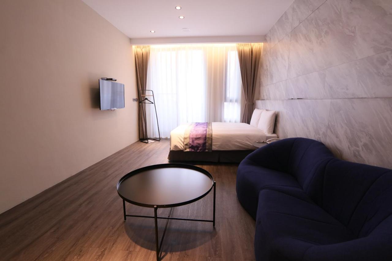 Hotel Hesper Hsr Taichung Quarto foto